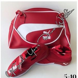 Womans Puma Sneaker Set